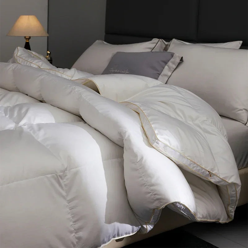 Premium Siberian Goose Down Duvet: 95% 850FP, Heavy Warmth, Baffle-Box Stitching, Zero Feathers (220x240cm)